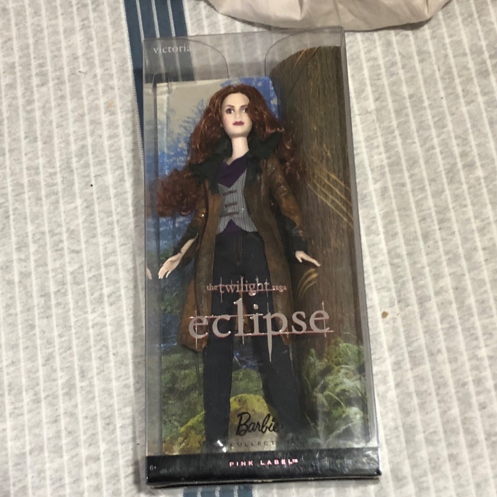 Victoria doll